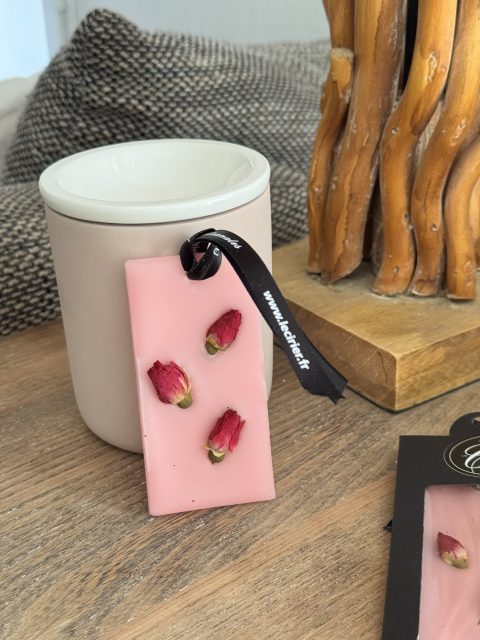 TABLETTE ROSE DE MAI